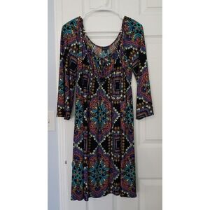 Madison Womans knee length Dress Size 8 3/4 Sleeve